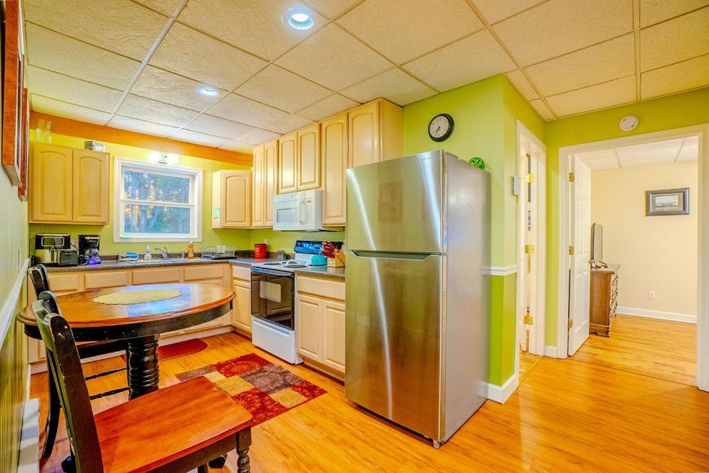 Hidden Gem A Brookside Hideaway 3 Bedroom Cozy Condo 1 Block From Marina Dogs Welcomed Bayfield Buitenkant foto